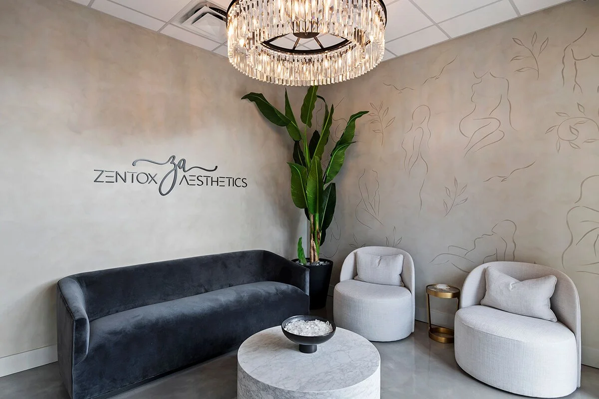 foil・Aesthetic Consultation UF - Curious about non-surgical treatments but unsure where